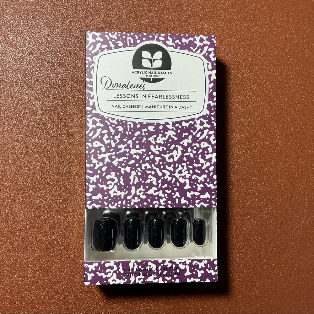 Short Squoval Press On Nails New In Box Donalene's Lessons in Fearlessness